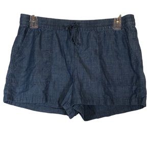 J Crew tie front Chambray style denim jean shorts Women’s size Large